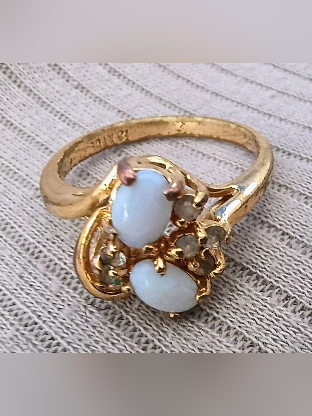 Vtg 18k Gold Plated Opal- Rhinestone Bypass Retro Glam Cocktail Ring Sz 7